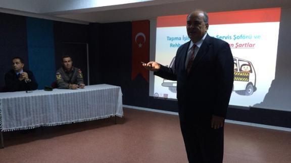 Öğrenci Taşıyan Okul Servis Aracı Şoförlerine Eğitim