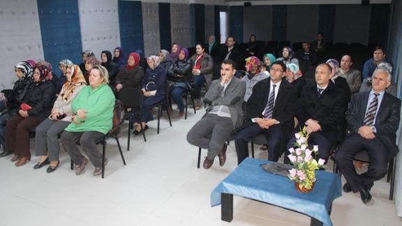 Öğrenci Velilerine Güvenli Gıda Tüketimi Sunumu