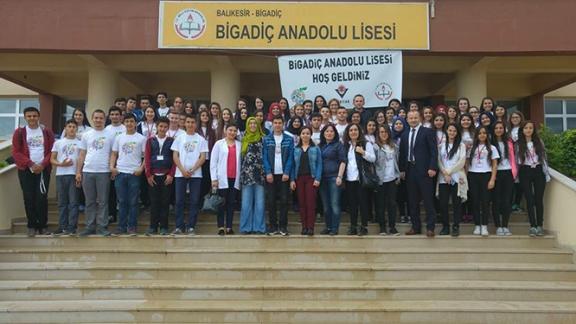 Bigadiç Anadolu Lisesinde TÜBİTAK 4006 Bilim Fuarı
