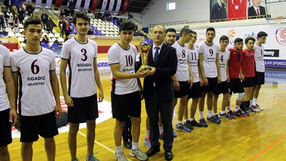 Şampiyon Kuvayi Milliye Anadolu Lisesi