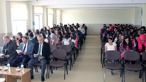 BAÜ Turizm Fakültesi Genel Sekreteri Doç. Dr. Yusuf AYMANKUY BİAL öğrencileriyle söyleşi düzenledi