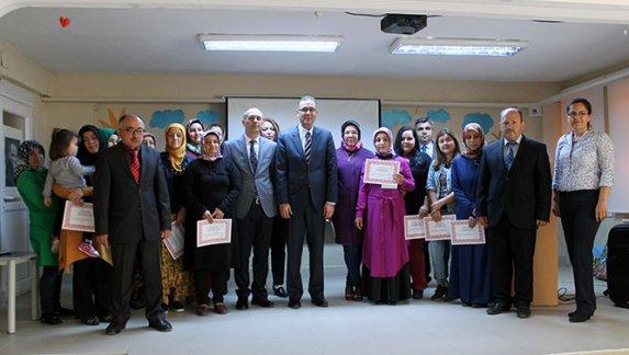 Emek Mahallesi Fatih İlkokulunda Veliler Arası Kitap Okuma Yarışması