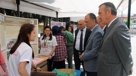 Kuvayi Milliye Anadolu Lisesinde TÜBİTAK 4006 Bilim Fuarları