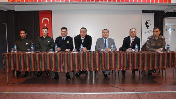 Kaymakamımız Sayın Altuğ ÇAĞLAR 75. Yıl Eti Holding İlkokulunu Ziyaret Etti