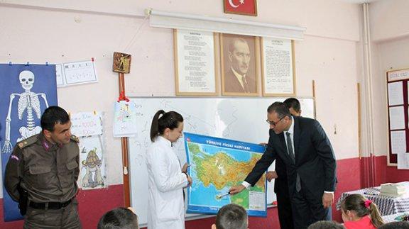 Kaymakamımız Sayın Altuğ ÇAĞLAR Çağış İlkokulunu ve Çağış Ortaokulunu Ziyaret Etti
