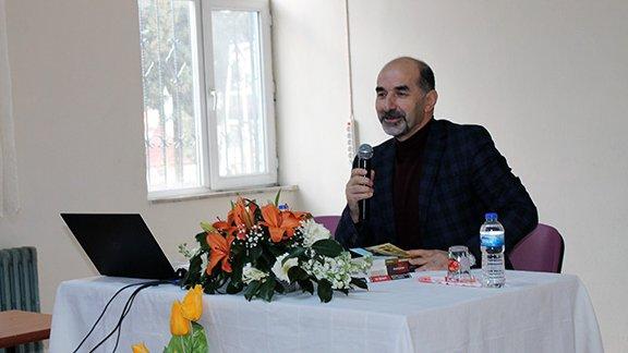 Eğitimci Yazar Sayın Dr. Sadettin KOÇ Bigadiç Anadolu İmam Hatip Lisesinde Öğrencilerle Söyleşi Düzenledi