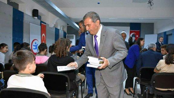 En Güzel Armağandır Kitap