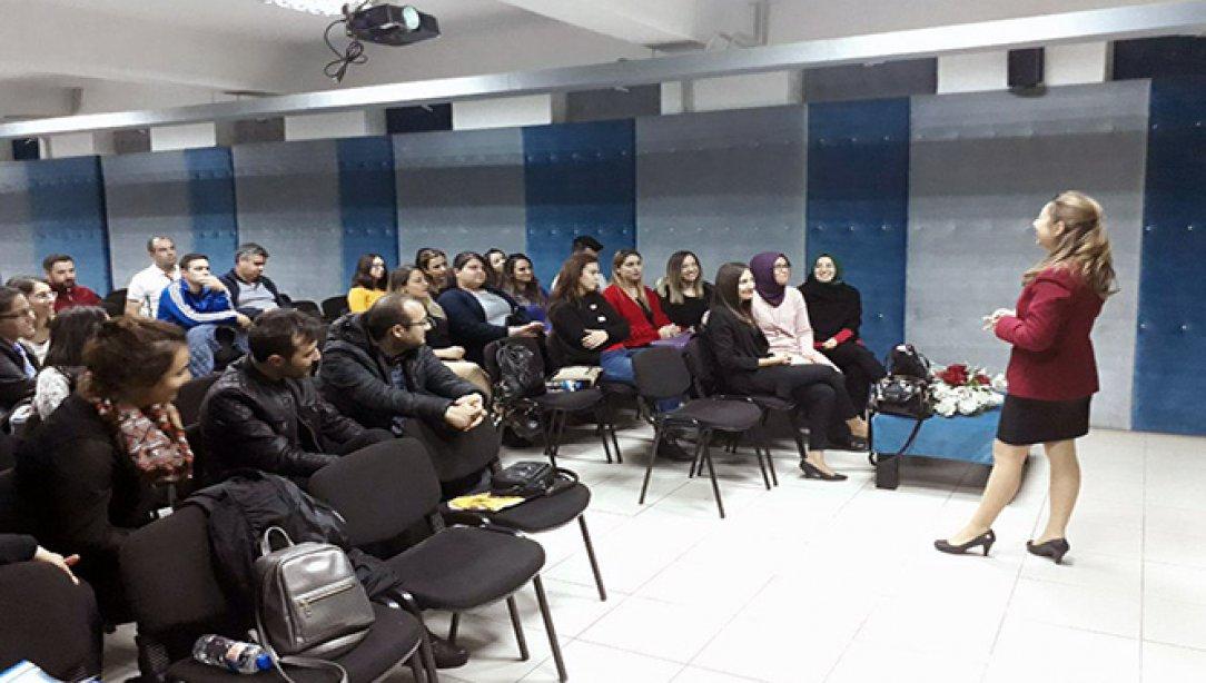 İlçemiz öğretmenlerine Güney Marmara Kalkınma Ajansı tarafından desteklenen Montessori Eğitimi verildi.