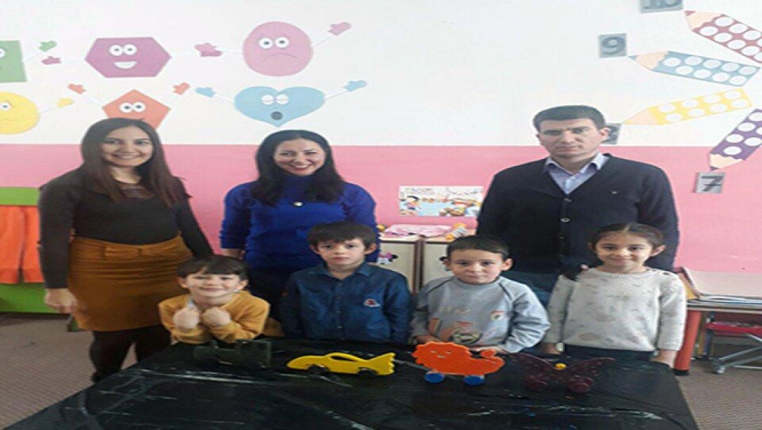 ´Oyuncaklar Renkleniyor, Hikayeye Dönüşüyor´ projemiz Babaköy Ilkokulu anasınıfı öğrencileriyle buluştu.