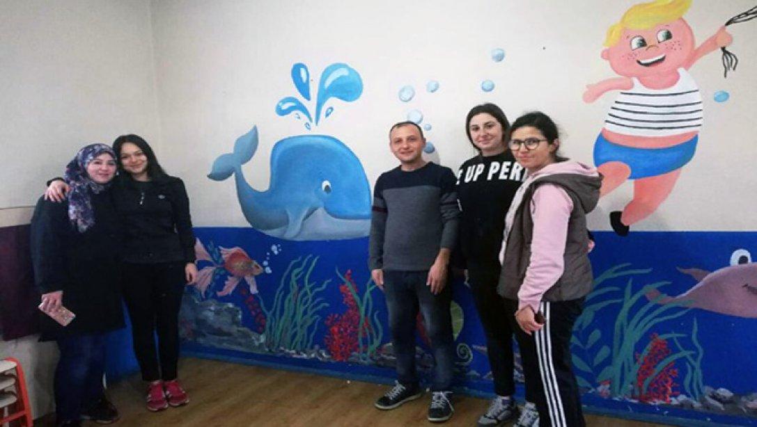 "EL ELE VER OKULLARA RENK VER’’ Projemiz Bu Hafta Çayüstü İlkokulunda Gerçekleşti.