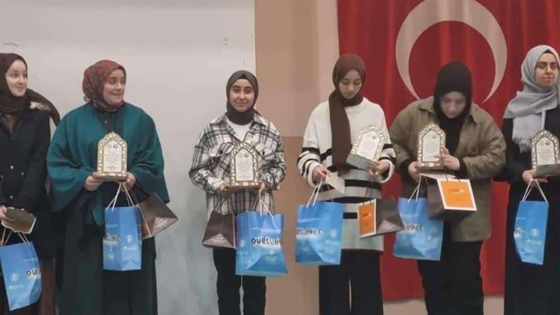 Balıkesir Genç Nida Kuran-ı Kerimi Güzel Okuma Yarışmasında Bigadiç Anadolu İmam Hatip Lisesinden İl İkinciliği