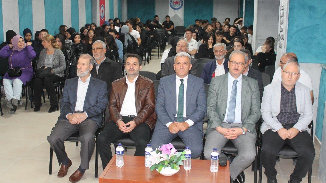 Bigadiç Anadolu İmam Hatip Lisesi'nde İmam Hatipler Haftası Coşkuyla Kutlandı