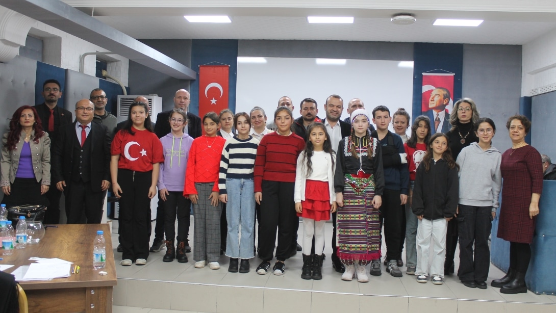 İstiklal Marşı'nı Güzel Okuma Şiir Yarışması