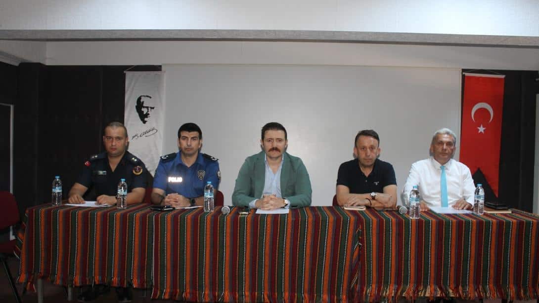 2025-2026 EĞİTİM ÖĞRETİM YILI 1.DÖNEM GÜVENLİK TEDBİRLERİ TOPLANTISI
