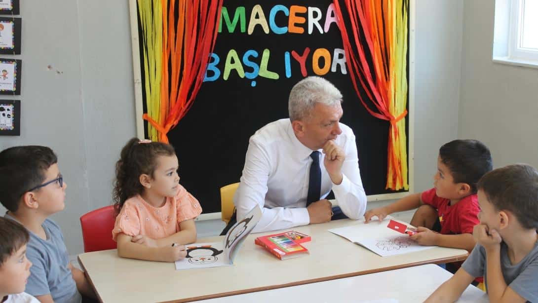 Cumhuriyet İlkokulu'nda Yeni Eğitim Öğretim Yılı Heyecanı